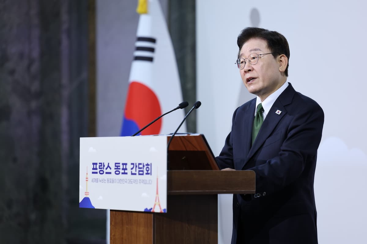 李대통령 "제 임기는 헌법상 명확히 제한돼 있어"